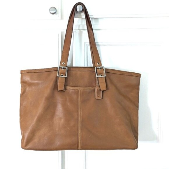 Flawed-Vintage Coach Hampton Leather Bag - Picture 1 of 14